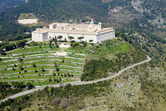 Monastero di montecasssino e cimitero polacco