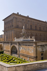 Firenze, Giardini di Bolboli e Palazzo Pitti