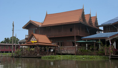 big house on the river side bangkok