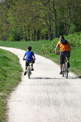 &agrave; v&eacute;lo 02