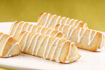 Danish macaroon fingers