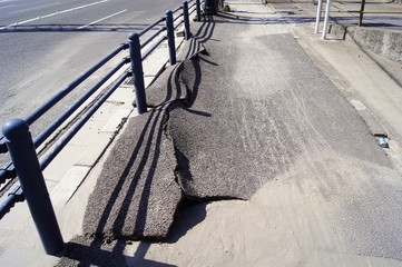 地震