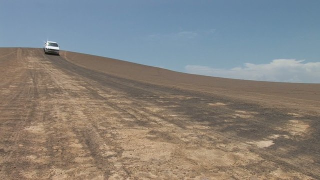 Auto in Wüste