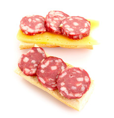 Sandwiche with sausage, cheese and bread