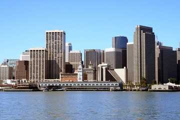 Fototapeta na wymiar San Francisco Ferry Building and Skyline
