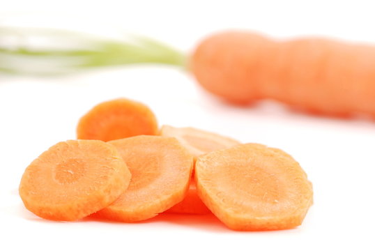 Karotten, Mohrrüben, in Scheiben geschnitten