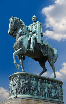 DENKMAL DES F&Uuml;RSTEN MIHAILO OBRENOVIĆ