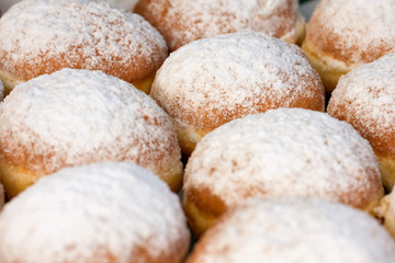 Pączki na tłusty czwartek, wypieki cukiernicze