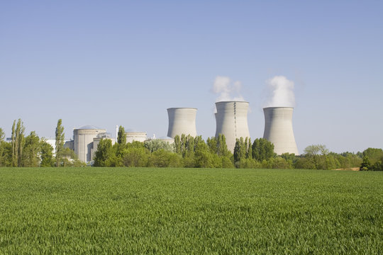 centrale nucl&eacute;aire