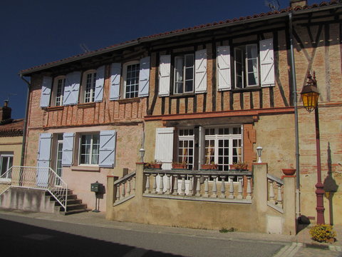 Village d’Endoufielle, Gers, Haute-Garonne ; Midi-Pyrénées