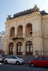 Fototapeta na wymiar Stadttheater Karlsbad