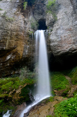 Fototapeta na wymiar Cascade des Gorges de Kakuetta