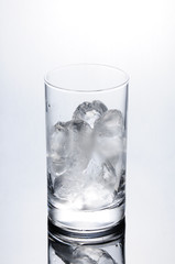 グラスの氷