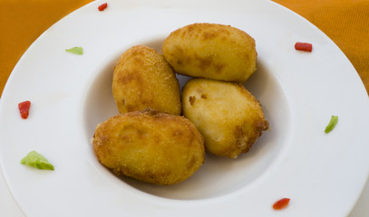 Croquetas de jamón caseras