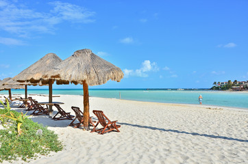 Caribbean beach (Isla Mujeres, Mexico)