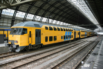 Fototapeta na wymiar Dworzec kolejowy w Amsterdamie