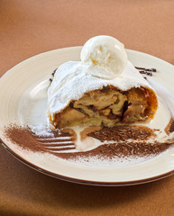 apple strudel