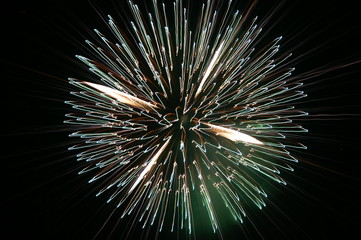 花火　放射状　円形