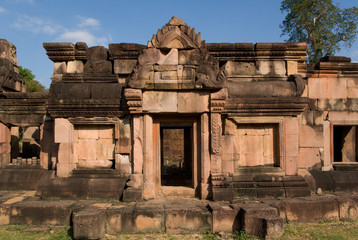 Prasat Ta Moan Thom at sunset