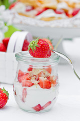 Quarkcreme mit Erdbeeren
