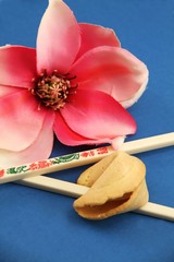 Glückskekse mit Essstäbchen