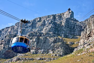 Photo sur Plexiglas Afrique du Sud téléphérique de la montagne de la table