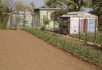 Greenhouse and bed