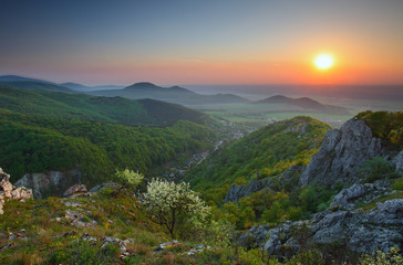 Fototapeta premium Sunset in green mountain