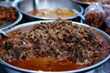 Bœuf au curry rouge thaï