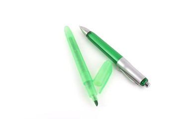 Green pen and felt-tip pen