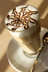 cafe latte in restoran