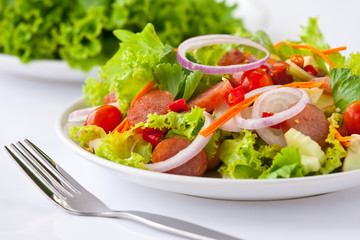 thai sausage salad spicy-sour dressing