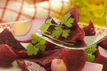 Insalata di barbabietole e uova