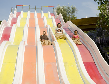 Toboggan en famille