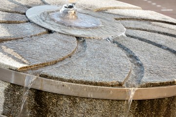 Steinbrunnen