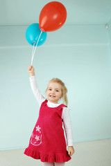 Fototapeta na wymiar girl with balloons