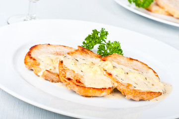 Steak with white sauce