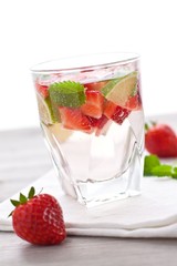 summer strawberry drink