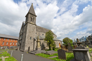 Fototapeta na wymiar Kościół św Jana w Limerick - Irlandia