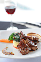 close-up of juice roasted lamb chops