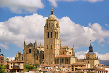 Fototapeta na wymiar Katedra w Segowii - Segovia katedra 03