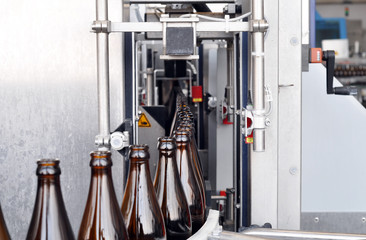 brewery inside -ampoule filling system // Brauerei Abfüllanlage