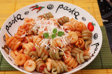 Pasta mit Tomatensoße