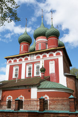 Fototapeta na wymiar Russia, Yaroslavl. Church of Archangel Michael
