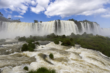 Iguazú-Wasserfälle