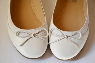 Weiße Ballerinas