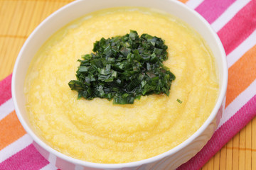 Polenta mit Bärlauch