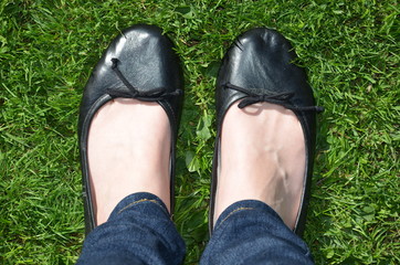 Ballerinas im Gras