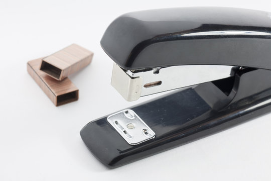 grapadora con repuestos