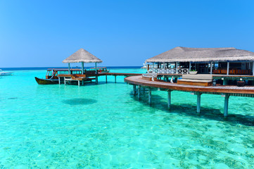 Maldive water villa - bungalows - 31932640